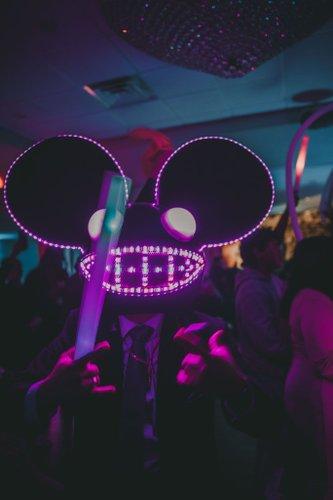 mobile - carousel-hero-element image-8