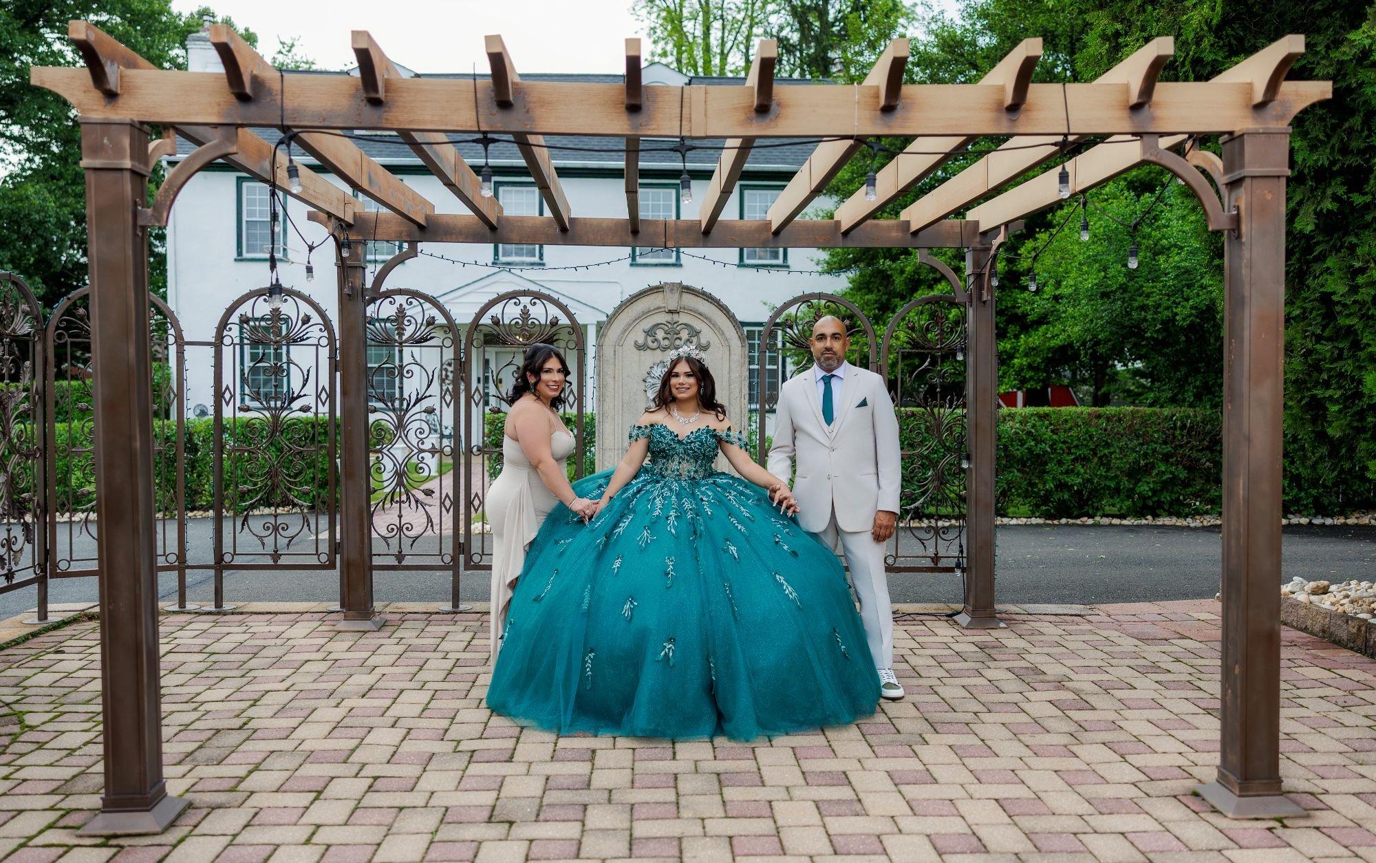 carousel-hero-element image-10