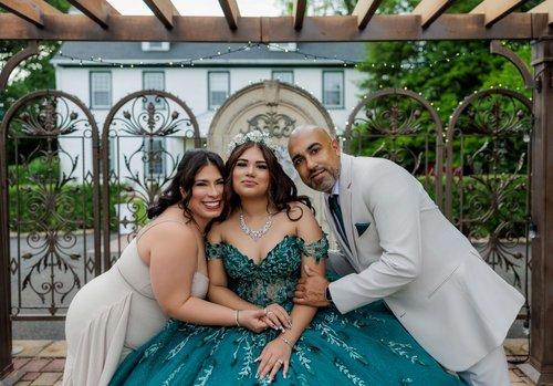 mobile - carousel-hero-element image-0